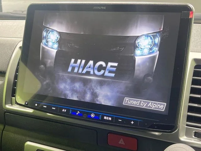 Toyota HIACE van 4WD スーパーGL　ロング photo 4