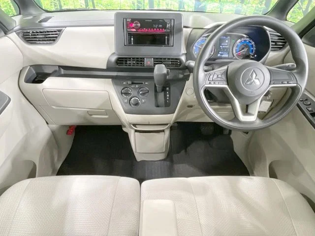 Mitsubishi eK SPACE 4WD M photo 2