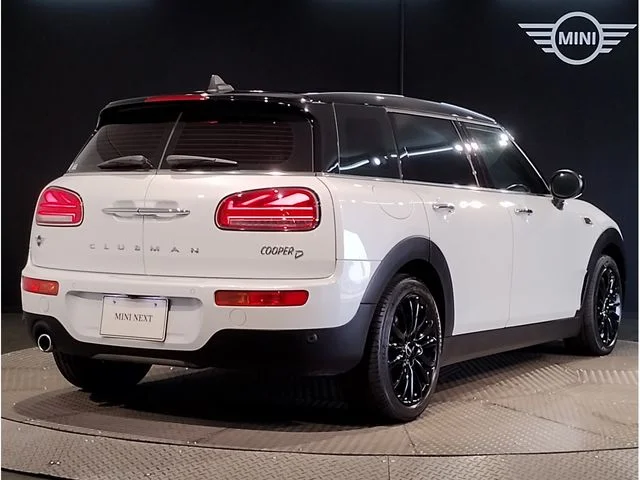 Bmw MINI COOPER D CLUBMAN プレミアムプラスライン photo 3