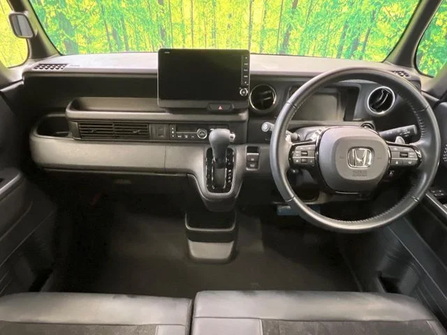Honda N BOX CUSTOM ターボ photo 2