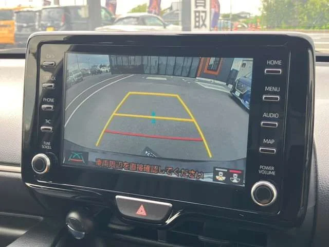 Toyota YARIS HYBRID G photo 2