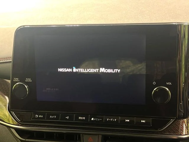 Nissan AURA ニスモ photo 4
