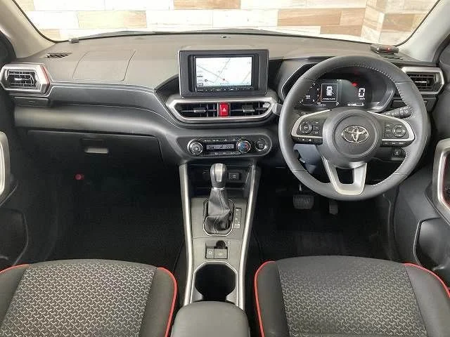 Toyota RAIZE Z photo 2