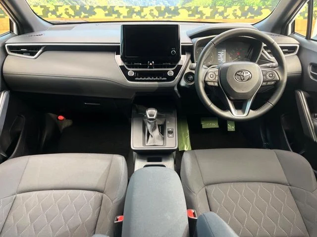 Toyota COROLLA CROSS HYBRID G photo 2