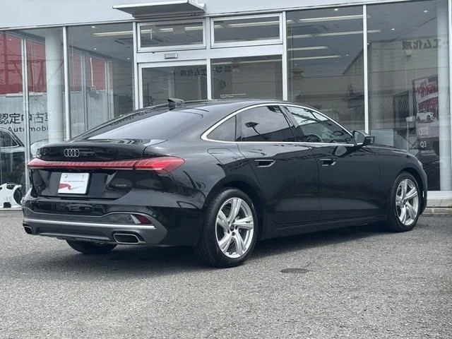 Audi AUDI A5 Sedan TFSI　クワトロ photo 3