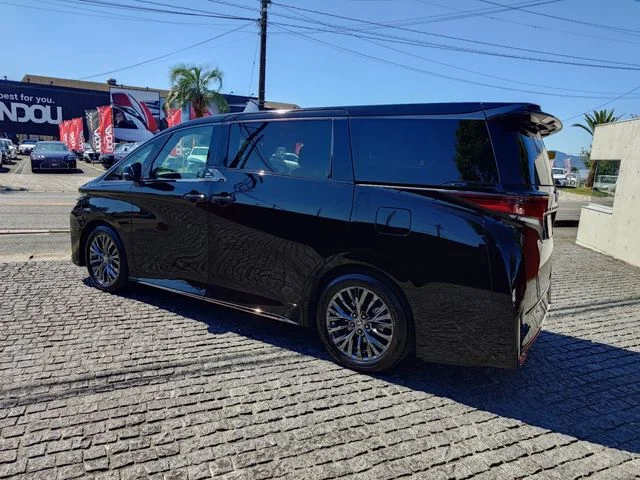 Toyota VELLFIRE HYBRID Z　プレミア photo 4
