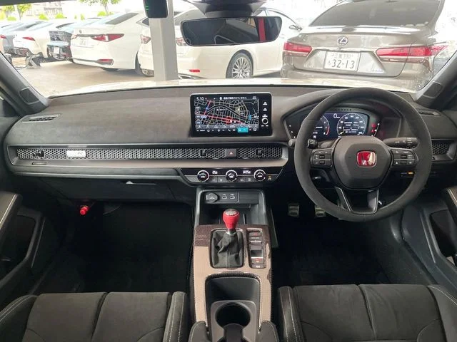 Honda CIVIC hatchback タイプR　レーシングブラックパッケージ photo 2