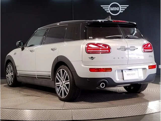 Bmw MINI COOPER D CLUBMAN サヴィル　ロウ　エディション photo 3