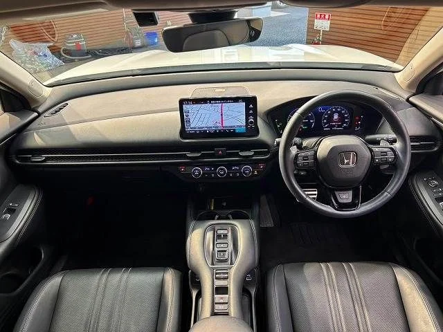 Honda ZR-V e:HEV Z photo 2