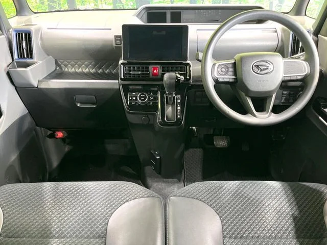 Daihatsu TANTO CUSTOM X photo 2