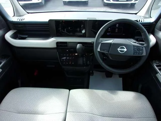 Nissan ROOX 4WD X photo 3