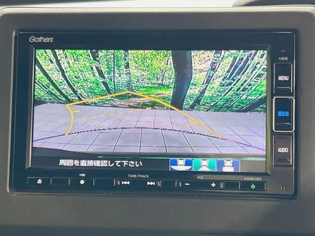 Honda N BOX CUSTOM L photo 4