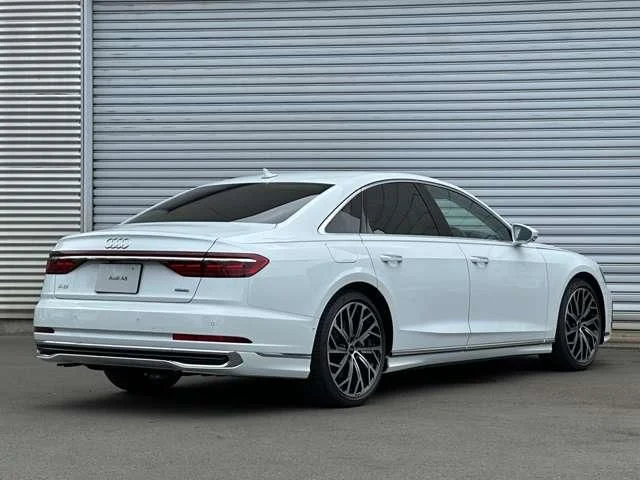 Audi AUDI A8 55　TFSI　クワトロ photo 2
