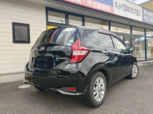 Nissan NOTE e−POWER　メダリスト photo 3
