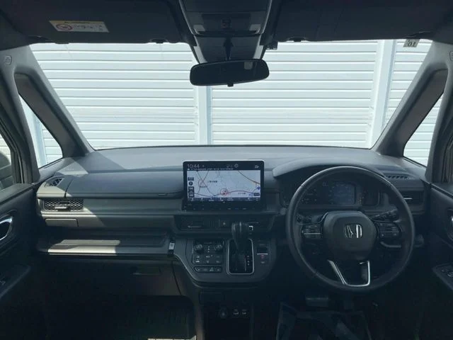 Honda STEPWAGON SPADA ベースグレード photo 2
