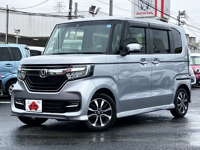 Honda N BOX CUSTOM G　L　ホンダセンシング 2019