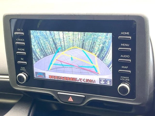 Toyota YARIS HYBRID X photo 4