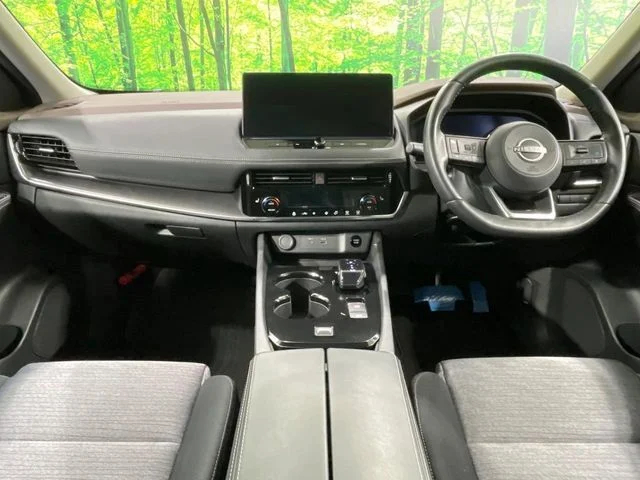 Nissan X-TRAIL HYBRID 2WD X photo 2