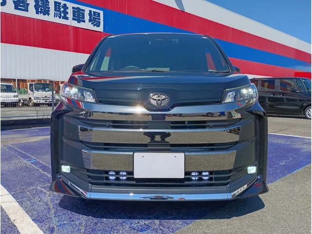 Toyota NOAH S−G photo 2