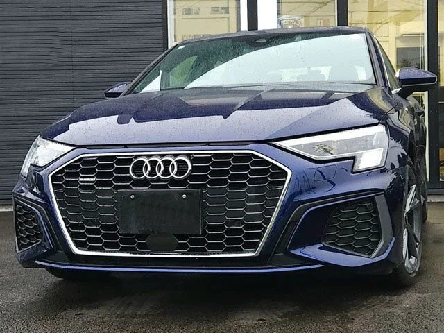 Audi AUDI A3 SPORTBACK 40　TFSI　クワトロ　Sライン 2023
