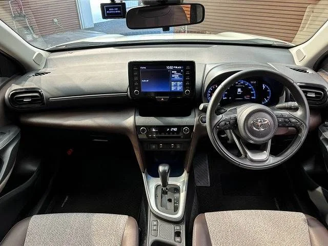 Toyota YARIS CROSS Z photo 3