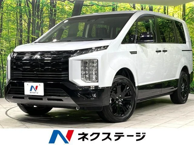 Mitsubishi DELICA D:5 4WD シャモニー 2024