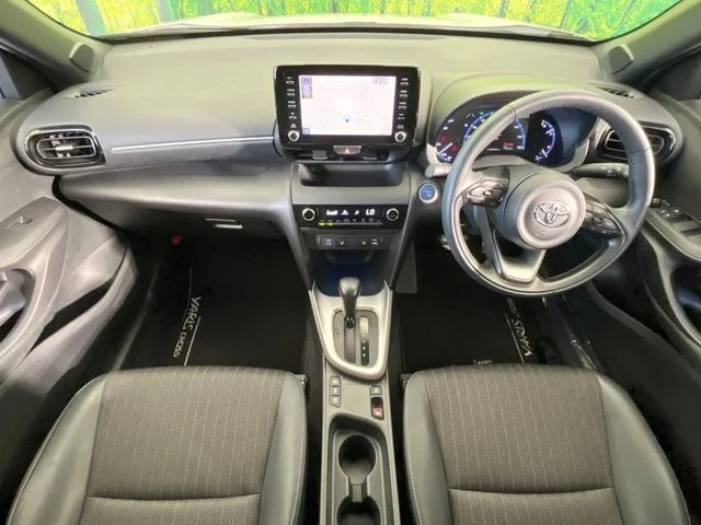 Toyota YARIS CROSS HYBRID Z photo 3