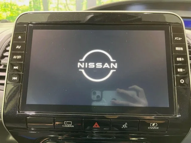 Nissan SERENA WG e−POWER　ハイウェイスター　V photo 3