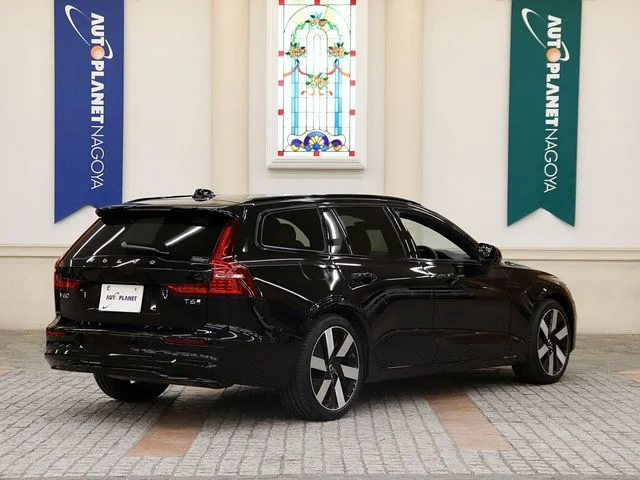 Volvo VOLVO V60 ウルトラ　T6　AWD　プラグインHV photo 3