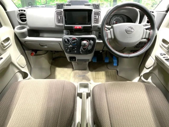 Nissan NV100 CLIPPER GX　HR photo 2