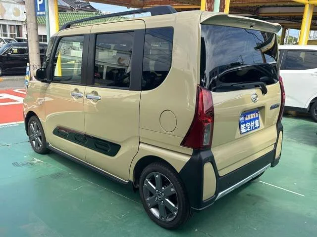 Daihatsu TANTO FAN CROSS ターボ photo 4