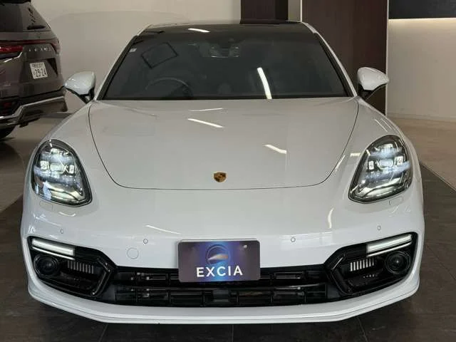 Porsche PORSCHE PANAMERA GTS photo 3