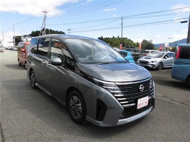 Nissan SERENA WG ハイウェイスター　V　Vセレクション photo 2