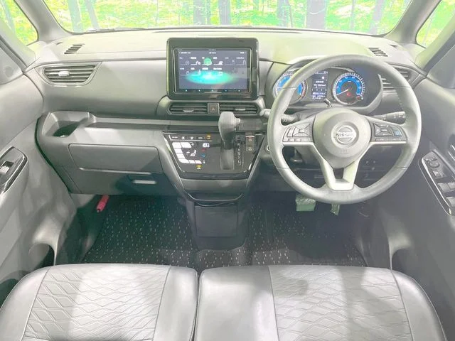 Nissan ROOX ハイウェイスターGターボ　アーバンクロム photo 2