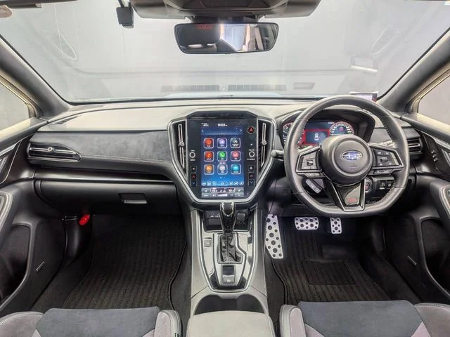 Subaru WRX S4 STI　スポーツ　シャープ photo 3