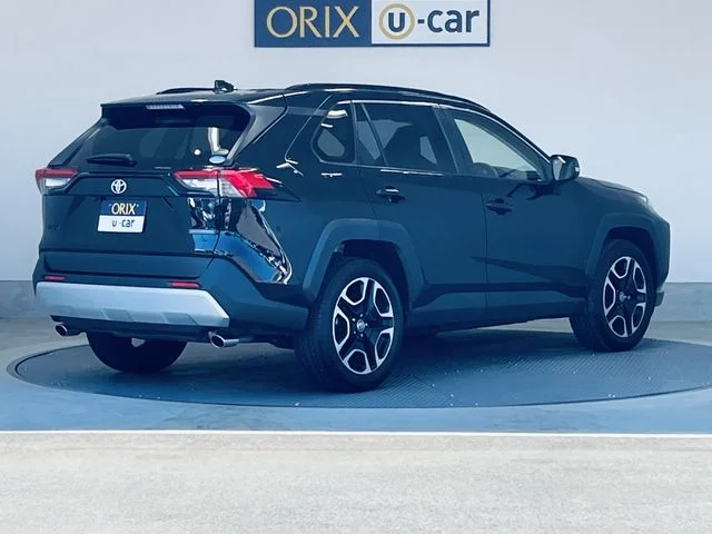 Toyota RAV4 4WD アドベンチャー photo 3