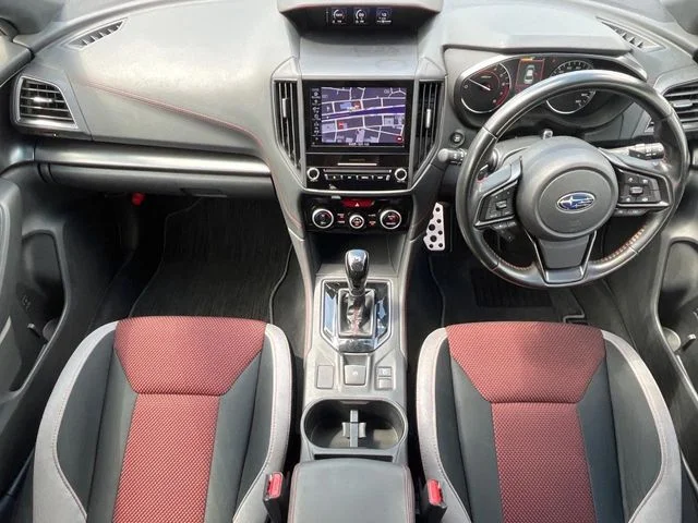 Subaru IMPREZA SPORT STI　スポーツ photo 2