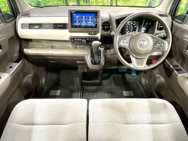 Honda N-WGN L photo 2