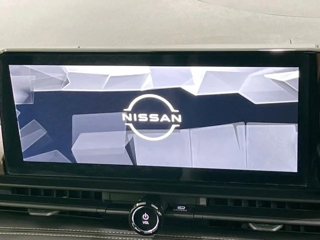 Nissan SERENA WG e−POWER　ハイウェイスター　V photo 3