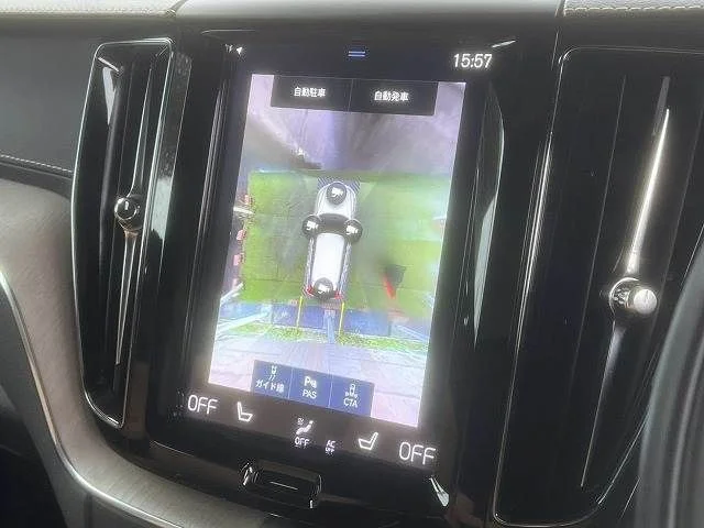 Volvo VOLVO XC60 D4　AWD　インスクリプション photo 4