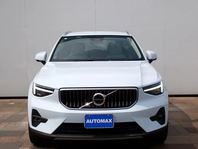 Volvo VOLVO XC40 アルティメット　B4　AWD photo 4