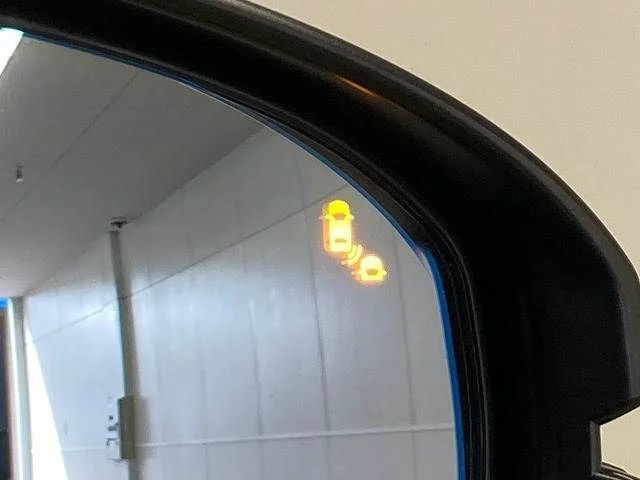 Honda VEZEL e:HEV Z photo 4
