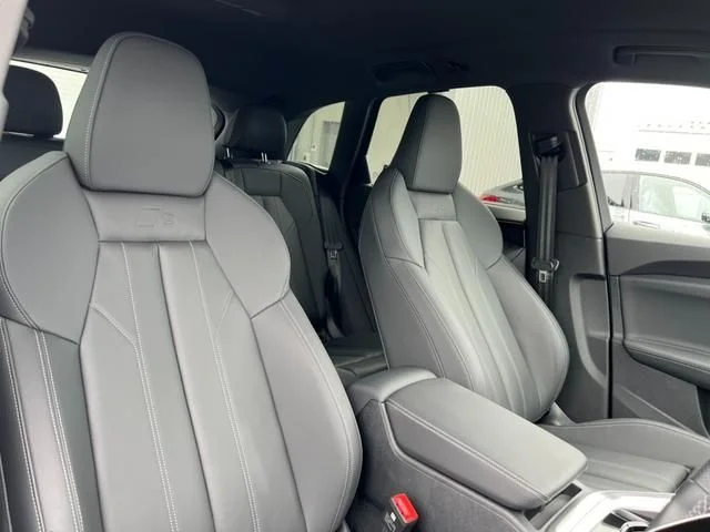 Audi AUDI Q5 TDI　クワトロ150kW　アドバンスド photo 4