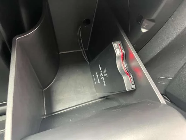 Peugeot PEUGEOT 2008 GT　ハイブリッド photo 3