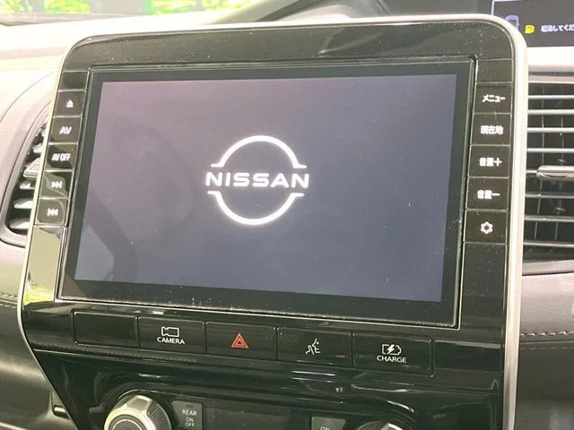 Nissan SERENA WG e−POWER　ハイウェイスター　V photo 3