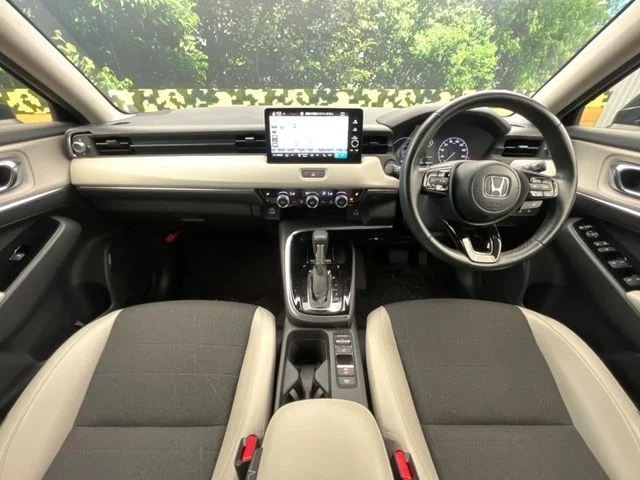 Honda VEZEL e:HEV Z photo 2
