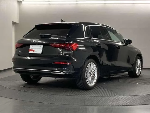 Audi AUDI A3 SPORTBACK 30　TFSI　アドバンスド photo 2
