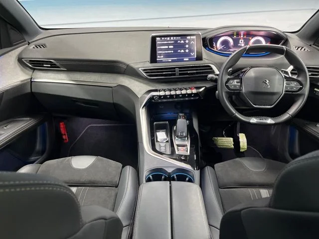 Peugeot PEUGEOT 5008 GT photo 2