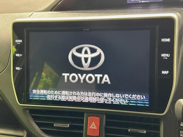 Toyota NOAH HYBRID Si　ダブルバイビー2 photo 4