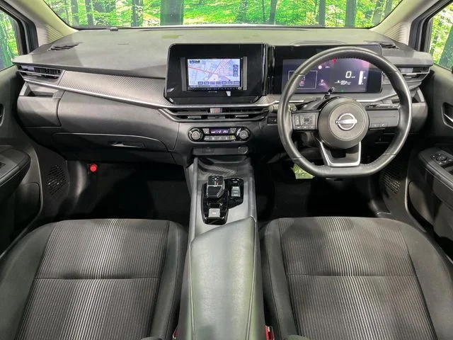 Nissan NOTE 4WD X　FOUR photo 2